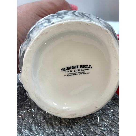 Sleigh Bell Bistro Winking African American Santa Mrs Claus Retro Style Mugs (2) - Picture 9 of 9